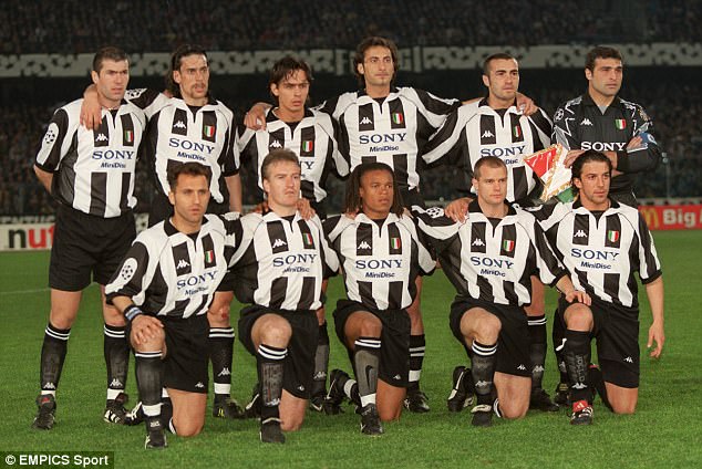 Juventus Home 1997-98 Football Shirt Soccer Jersey Retro Vintage